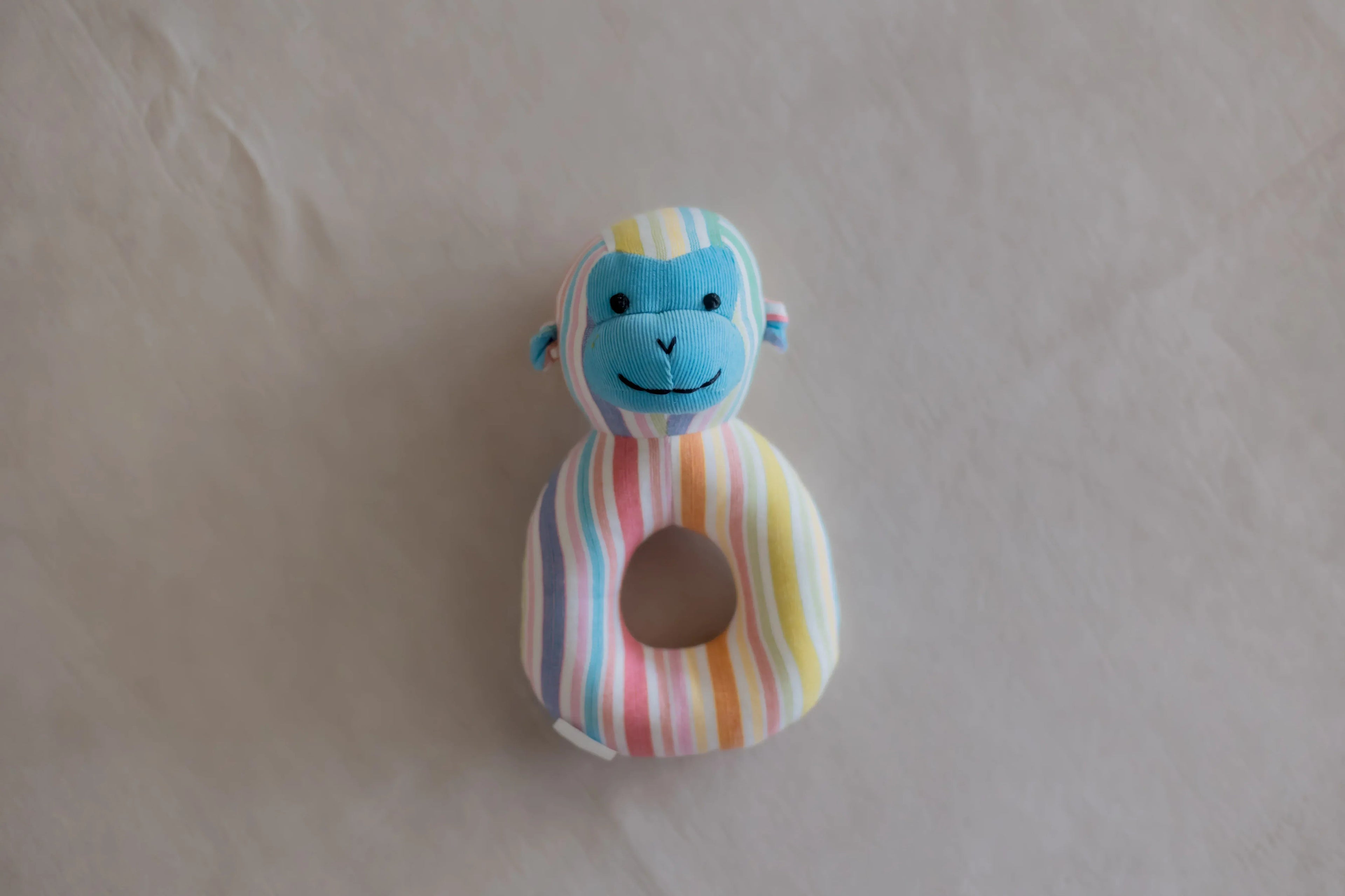 iLearnNGrow Monkey Face Shaped Rattle – Soft Sensory Rattle Toy for Babies
