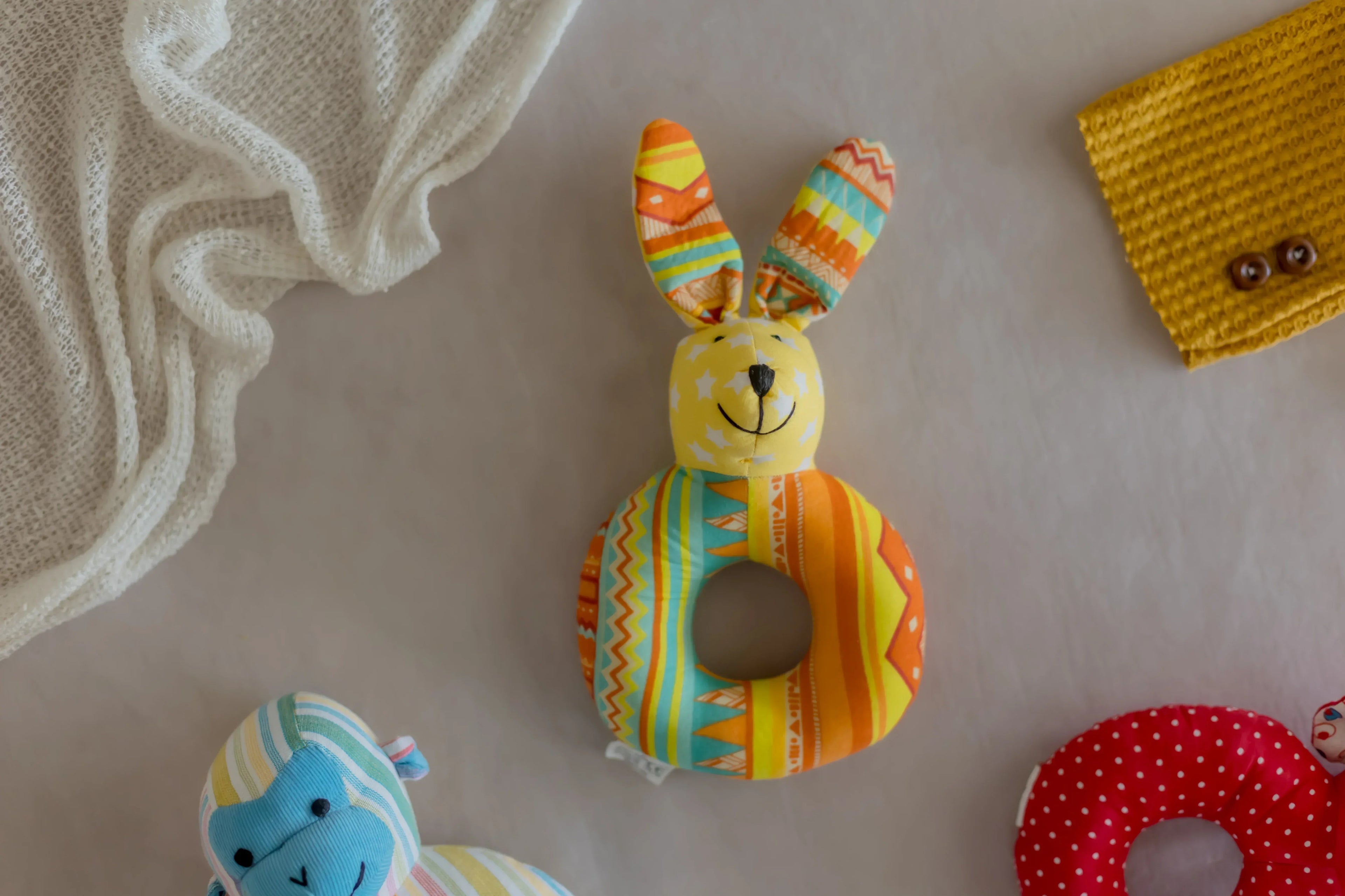 iLearnNGrow Kangroo Face Shaped Rattle – Soft Sensory Rattle Toy for Babies