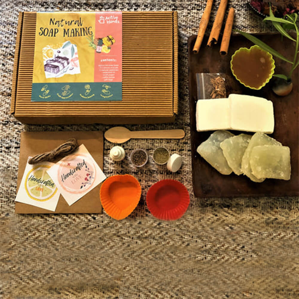NATURAL SOAP MAKING KIT